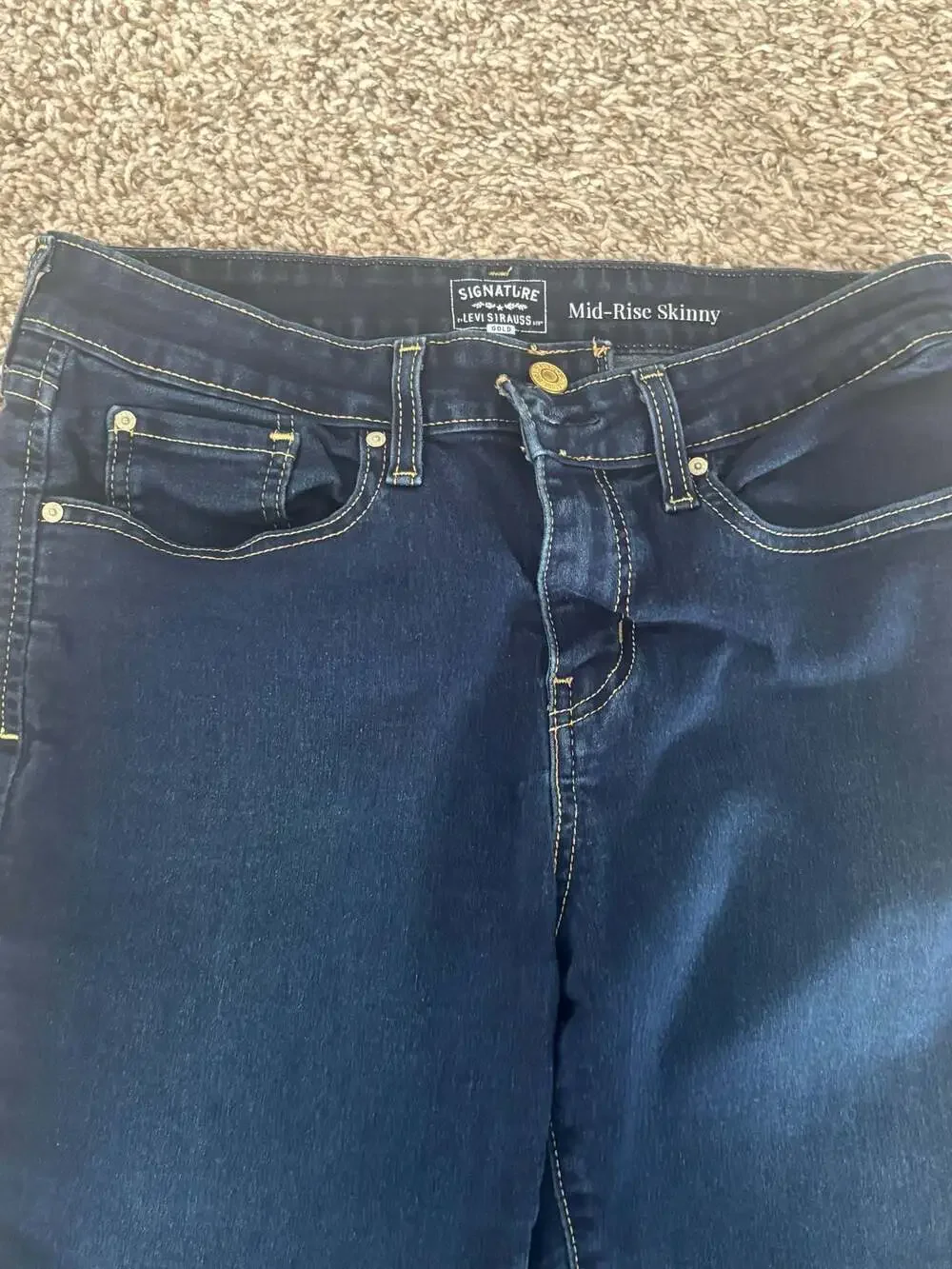 Levi Strauss Signature Gold Bundle Size 10 Mid-Rise Capri & Skinny Jeans - Picture 6 of 13